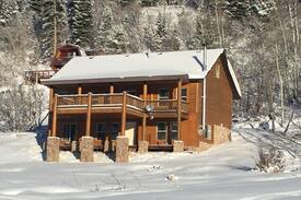 Tollgate Canyon Cabin | Tollgate Canyon Home sleeps 10 near Park City, UT
