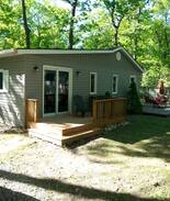 Tiny Cabin | Charming Woodland Beach Cottage!