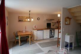 Le Saint Cabin | Walnut Cottage, Peaceful and Welcoming