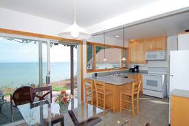 Sheboygan House | Lake Shore House-directly on Lake Michigan!