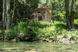Crescent City Cabin | The Emerald Outpost - off-grid gateway to SRNF