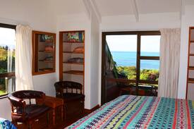 Onekaka House | The Beach Lodge