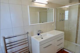 Scamander House | Swan Cottage On The Waterfront