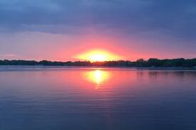 Waverly Cabin | Cozy Waverly lake cabin. 45 mins from Minneapolis