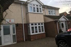 High Wycombe House | squirrel house B&B