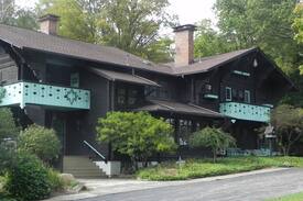 Hubbard Villa | The Chalet
