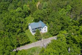 Buchanan House | The Cottage at Springwood