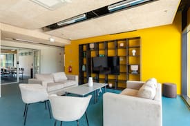 Lombos Apartment | Residência Smart Studios Carcavelos 10m da praia