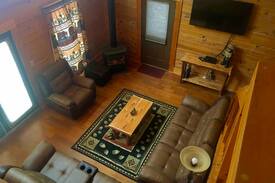 Chalet Village Cabin | Momma Bear's log cabin, close to ober, easy access