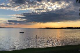 Chitek Lake Bed & Breakfast | Chitek Lake Bed and Breakfast Chitek Lake B&B