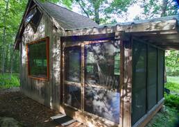 Williamsburg Cabin | Hermit's Hut, High Meadow, Patchwork Farm Retreat