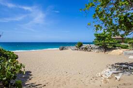 Playa Chiquita House | Modern Atlantic Villa Private Pool