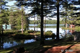 Woodgate Cabin | CAMP HAPPY OURS ON WHITE LAKE
