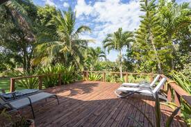 Muri House | Muri Beach Manor