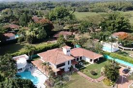 Jamundi Villa | Beautiful Hacienda in Cali, live like a King!
