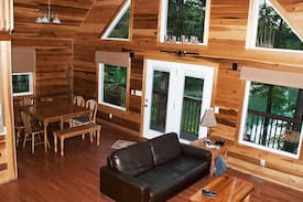 Primrose Cabin | Lakeside Dreamzzz 2