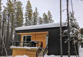 Whitehorse House | snohouse - Modern Guesthouse in the Forest