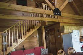 Geneva Cabin | Hemlock Log Cabin overlooking Seneca Lake