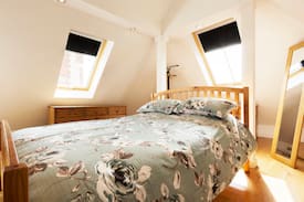 Whitstable Apartment | The Mews Loft Apartment @ No. 17