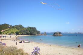 Tutukaka House | Spectacular beach front, Whangaumu Bay.