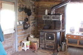 Ten Sleep House | TAYLOR'S WESTERN RETREAT THE BUNKHOUSE
