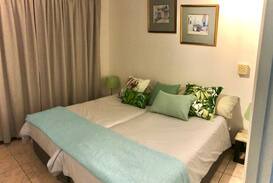 Kingsborough House | Cozy 'Toti Accomodation