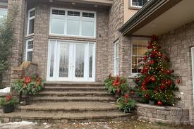 Sturgeon Falls House | The House on the Hill - Rm 3 of 3, Queen, Terrace
