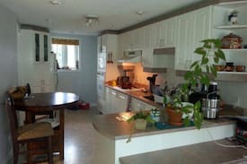 Hull House | A Cozy basement in a shared house