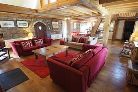 Llanrhidian Higher Cabin | Luxury Barn conversion - Oak Barn, Crwys Farm