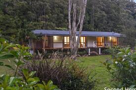 Currumbin Valley House | Gold Coast Hinterland Oasis House 2 - Pet friendly paradise in the heart of Currumbin Valley!