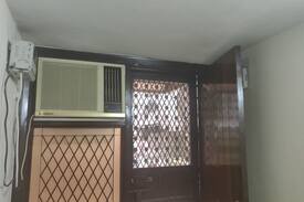 Lajpat Nagar Apartment | Cosy Independent Studio in South Delhi