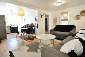 Lincoln House | Haymarket Hideaway 2 - Close to The Rail Yard