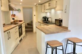 Beccles House | Berry Cottage - central Beccles, secluded garden.