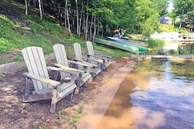 Wetmore Cabin | Falling Rock Lodge on Beautiful Powell Lake