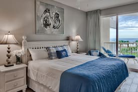 Fort Walton Beach Apartment | Destin West 414 Beach front - Awesome Lazy River!