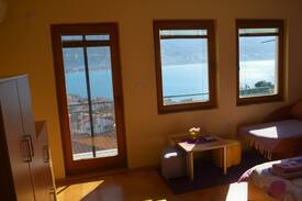 Varosh Apartment | Violet lake view studio in old town - Villa Ohrid