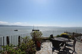 Aberdovey Cabin | Bro Gwylan, 2 Bedroom Cottage with glorious views