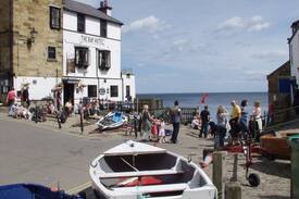 Robin Hood's Bay Cabin | Heather Cottage,Robin Hoods Bay