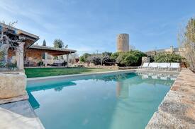 Sencelles Villa | Villa Can Estela with special charm in the heart of lovely village