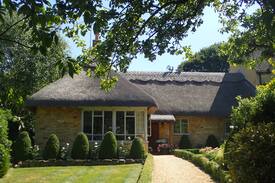 Stanton Bed & Breakfast | 2 Little Orchard