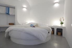 Batroun Apartment | Rocca Marina Suite Cave (A)