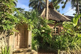 Batu Karas House | Villa Dikebun