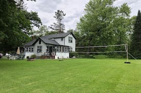Twin Lakes House | Auntie Esch Country House