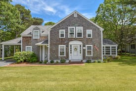 Harwich Port House | #708: Spacious, Large Yard, Sunroom, 2 Mins to Earle Road Beach, Walk to Main St