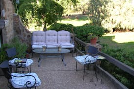 Julian Cabin | Stoneapple Farm-Historic Cottage in Julian