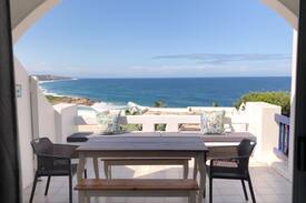 Shaka's Rock Apartment | Thira 36*Ballito*Santorini