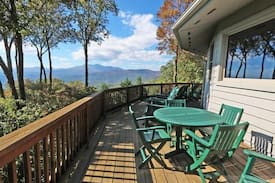 Apple Ridge Cabin | The Big Round Cabin