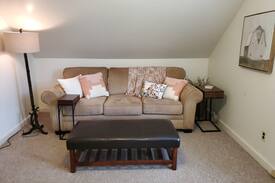 Marshfield Apartment | Extended Stay Marshfield - 2BR Apt