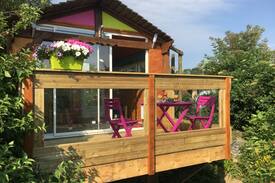 Placy-Montaigu Bed & Breakfast | Chambre sur pilotis