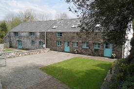Cwm-twrch Isaf Other | 5* Luxury Barn Conversion - Glyn Cynwal Isaf